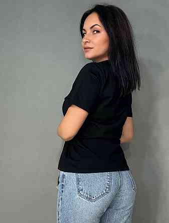 Футболка жіноча A-N 30103 базова з вишивкою La Poésie Paris однотонна, чорний, one size Київ