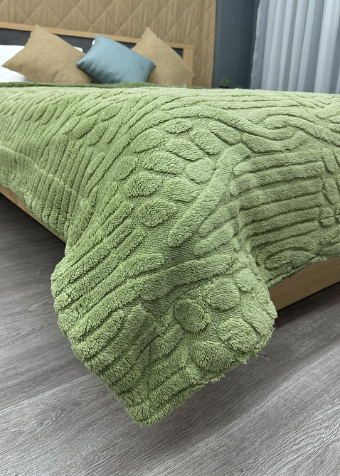 Плед 200х230 см (+-10см) на овчине 