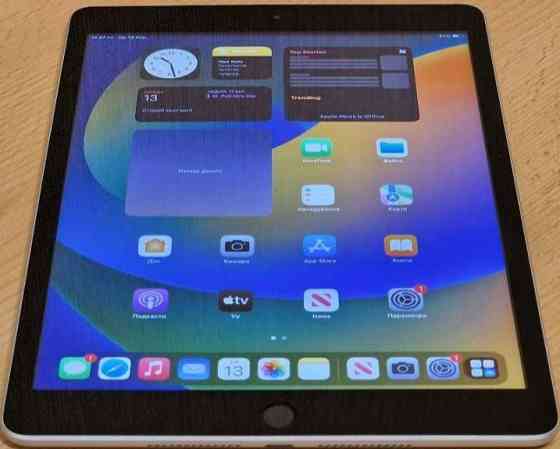 Планшет: Apple iPad 9th. 10.2