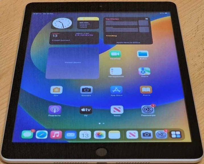 Планшет: Apple iPad 9th. 10.2
