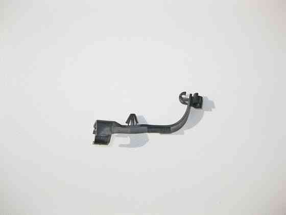 Mercedes-Benz  A2205460443 Пластиковий тримач дроту ABS зліва на задній балці S-Class W220 CL C215 Одесса