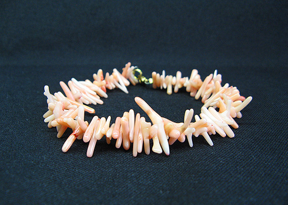 Браслет женский розовый из коралла Киев - изображение 1