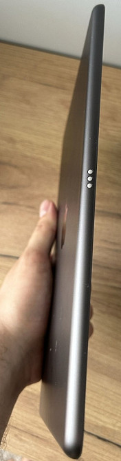 Планшет: Apple iPad 2020 8Gen 32Gb. Wi-Fi +LTE . Киев - изображение 2