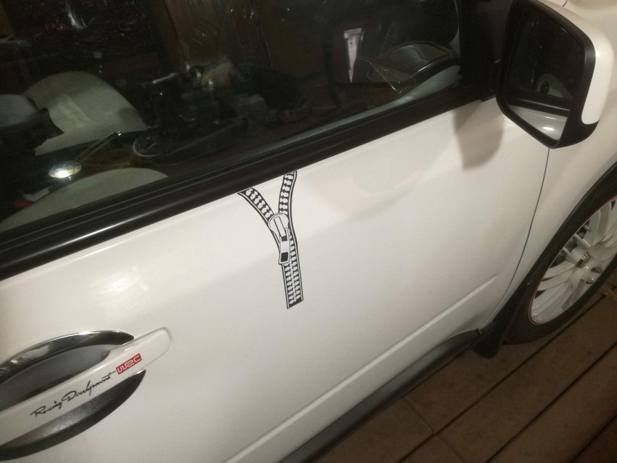 Наклейка на автомобиль Молния застежка черная Киев - изображение 2