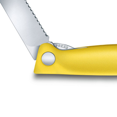 Кухонный нож Victorinox SwissClassic Foldable Paring 11 см Serrated Yellow (6.7836.F8B) Винница - изображение 3