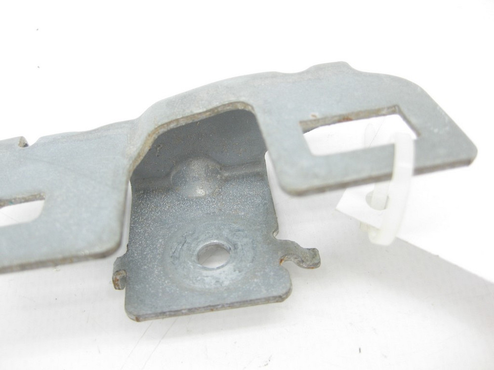 Mercedes-Benz  A2136900114 Кронштейн лівої обшивки стійки "A" E-Class W213 Одесса - изображение 4