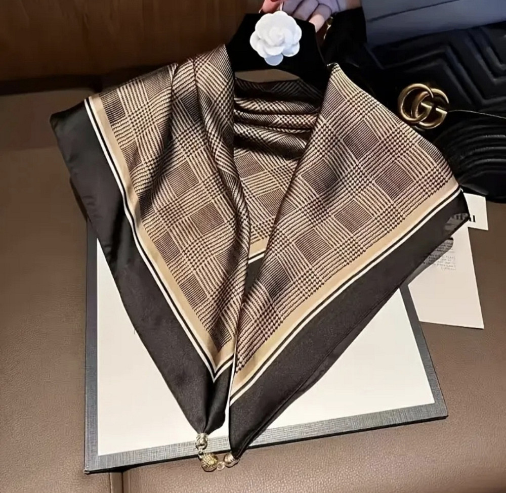 Шарф жіночий з магнітною застібкою Чорний Сміла - фото 1