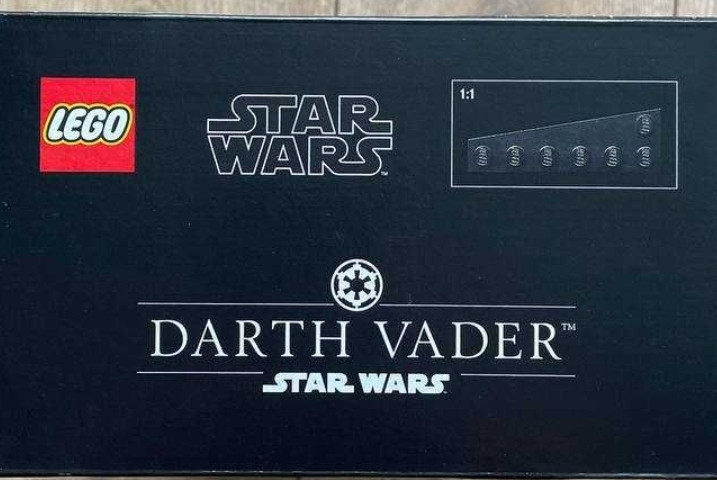 Блоковий конструктор LEGO Star Wars Шолом Дарта Вейдера (75304) Київ - фото 2
