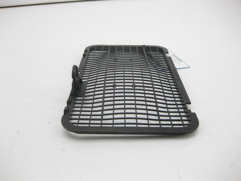 VAG  4M1819408A Захисна решітка на повітропровід під капотом на пічку (ном. на запчастини 4M1819408) Одесса - изображение 3