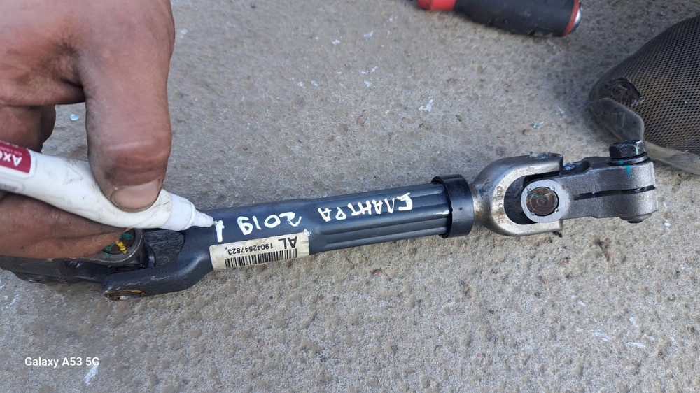 Кермовий вал на Hyundai Santa Fe 2012-2018 років. Київ - фото 1