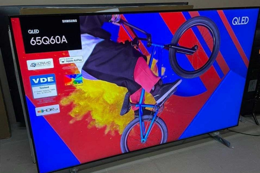 Телевизор Безрамный: 65