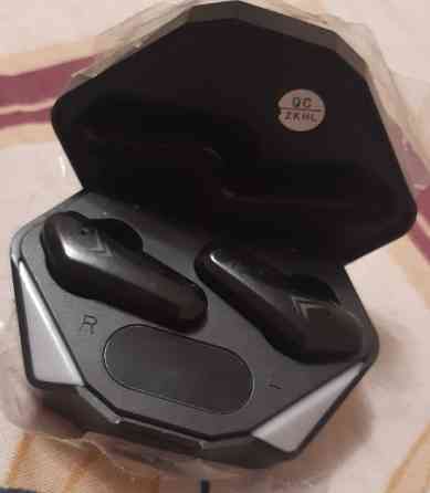 Бездротові навушники. Харків