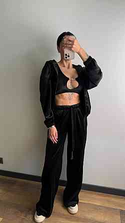 Женский стильный костюм тройка: кофта топ и штаны велюр плюш Черный, 44/46 Одесса