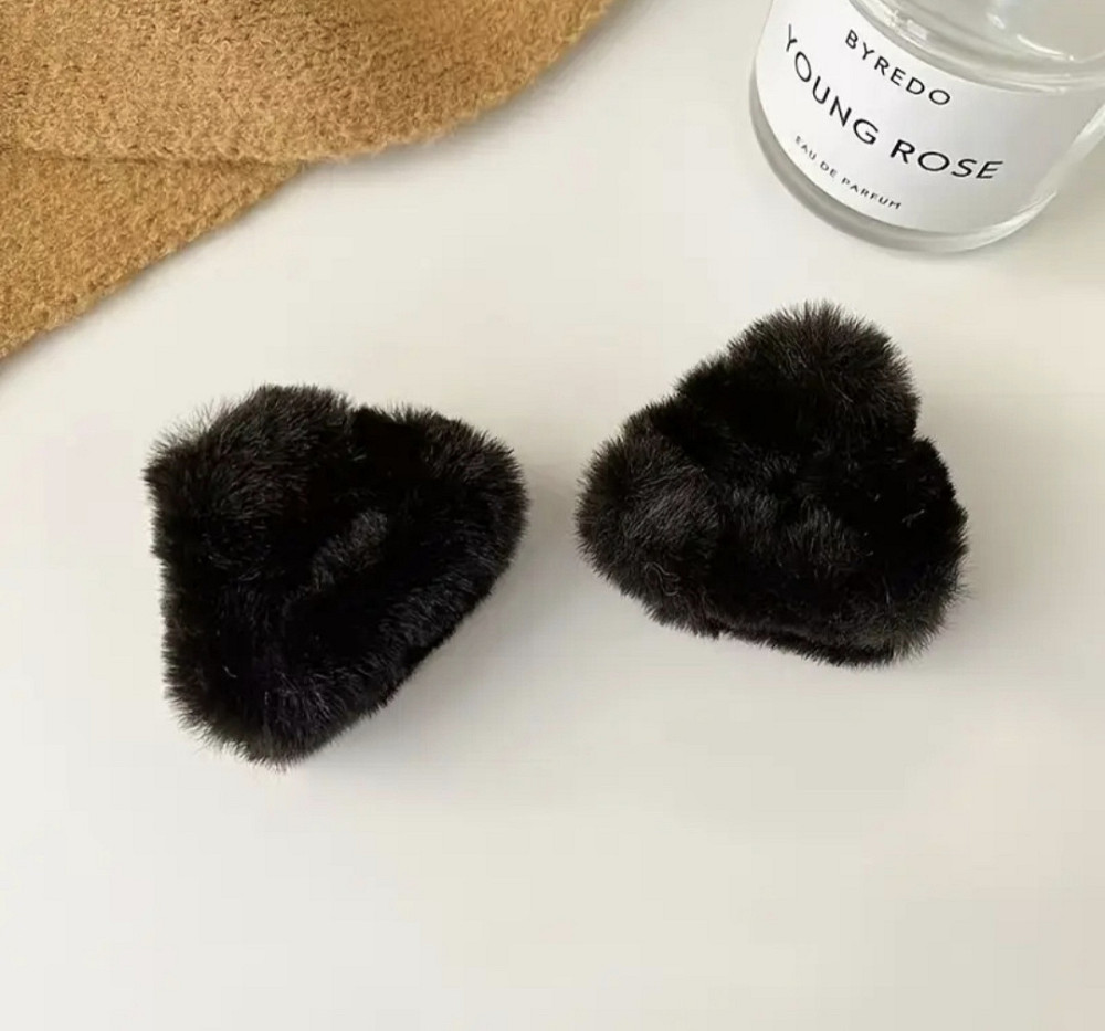 Шпилька крабік із хутра "Вушка" 2 шт Сміла - фото 3