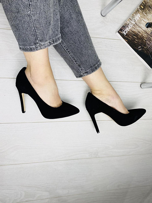 Nivelle Туфлі жіночі NIVELLE чорні натуральна замша 37р. каблук 11см (1740/10502-10512) Коломия - фото 9