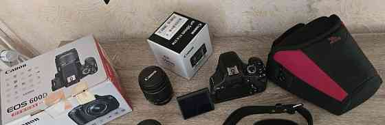 Фотоаппарат Canon 600D з об'єктивом EFS 18-55 mm + об'єктив EF 50 mm. Киев