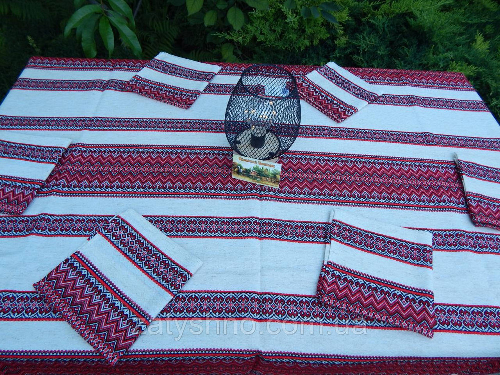 Вышитая скатерть с салфетками на льне Киев - изображение 3