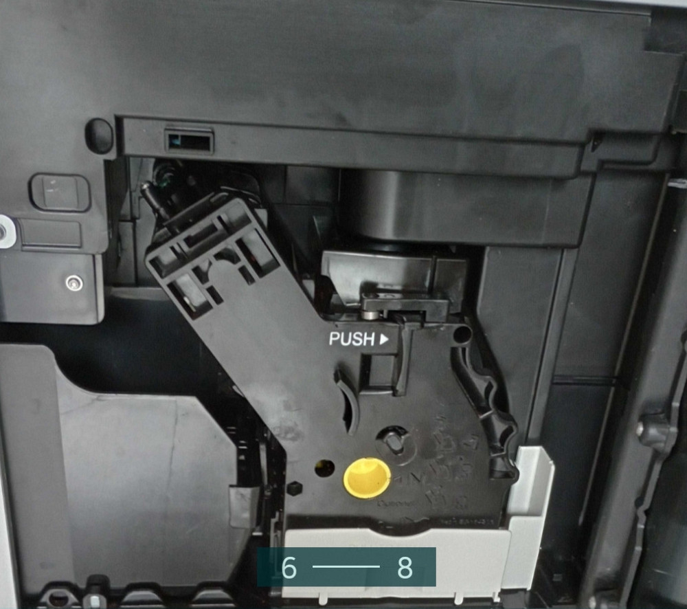 Кофемашина: Phillips SAECO Moltio HD8767. Б/у Италия. Харьков - изображение 2