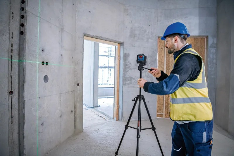 Лазерный нивелир Bosch GLL 12-22 G Professional, зеленый луч, 12 м, IP55, чехол Киев - изображение 8