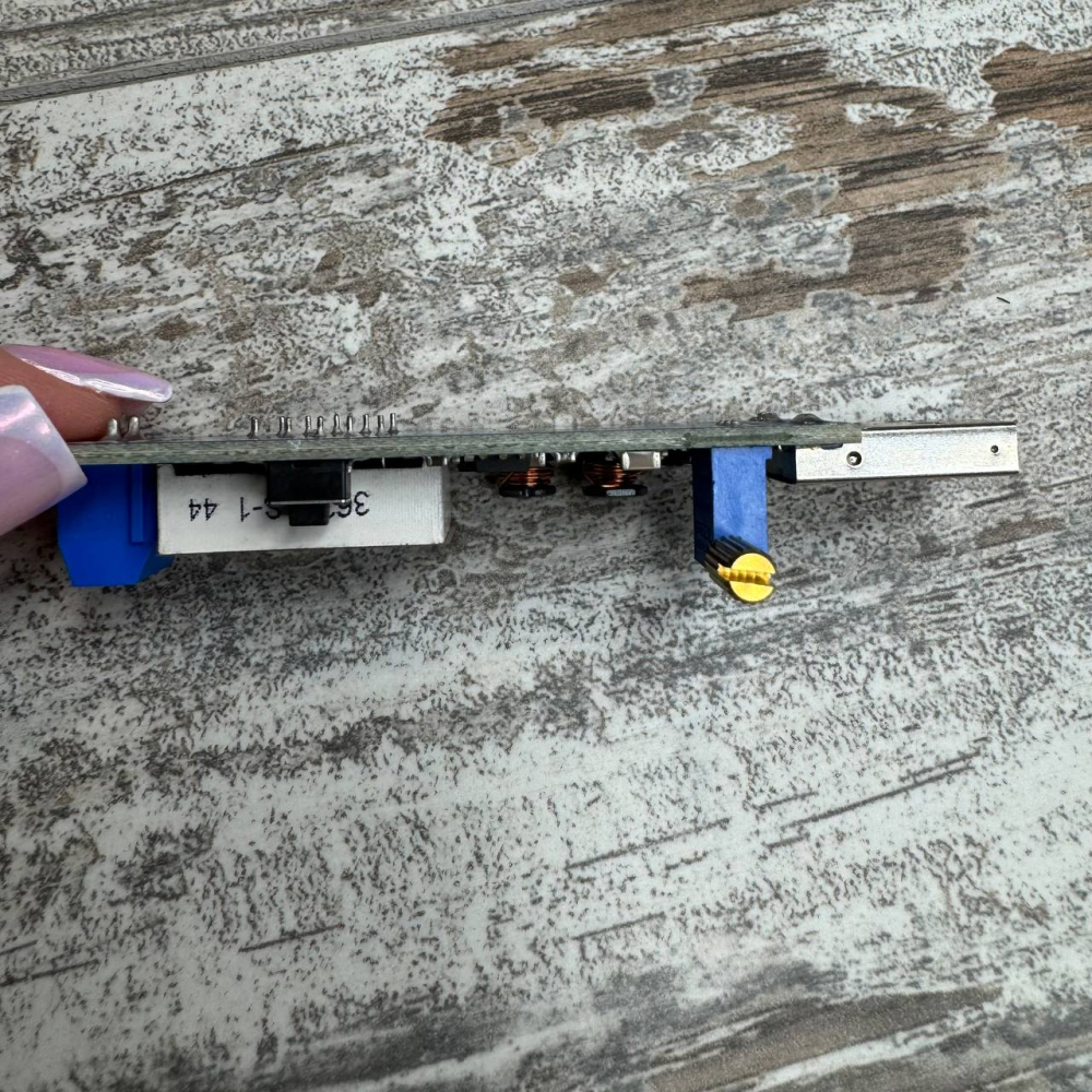 Універсальний DC-DC перетворювач напруги 3-12В на 1-24В з USB та вбудованим вольтметром, підвищувальний та понижувальний модуль Київ - фото 4