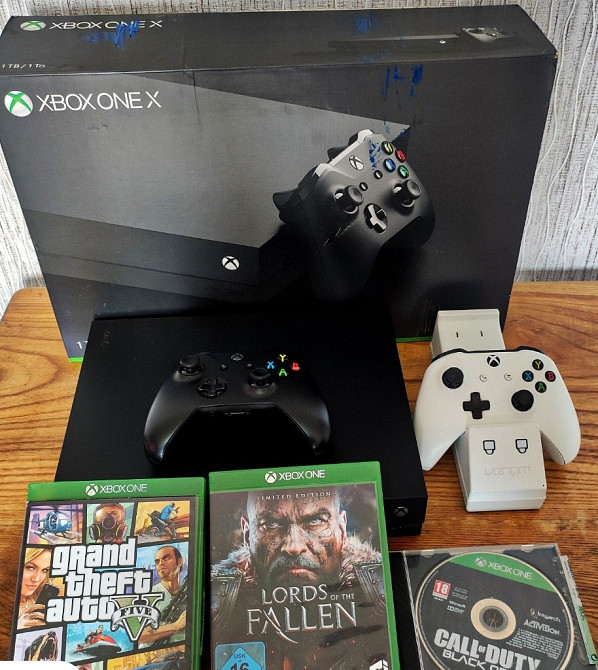 Xbox One series X 4K 1tb комплект + геймпад док-станція та ігри. Харків - фото 6