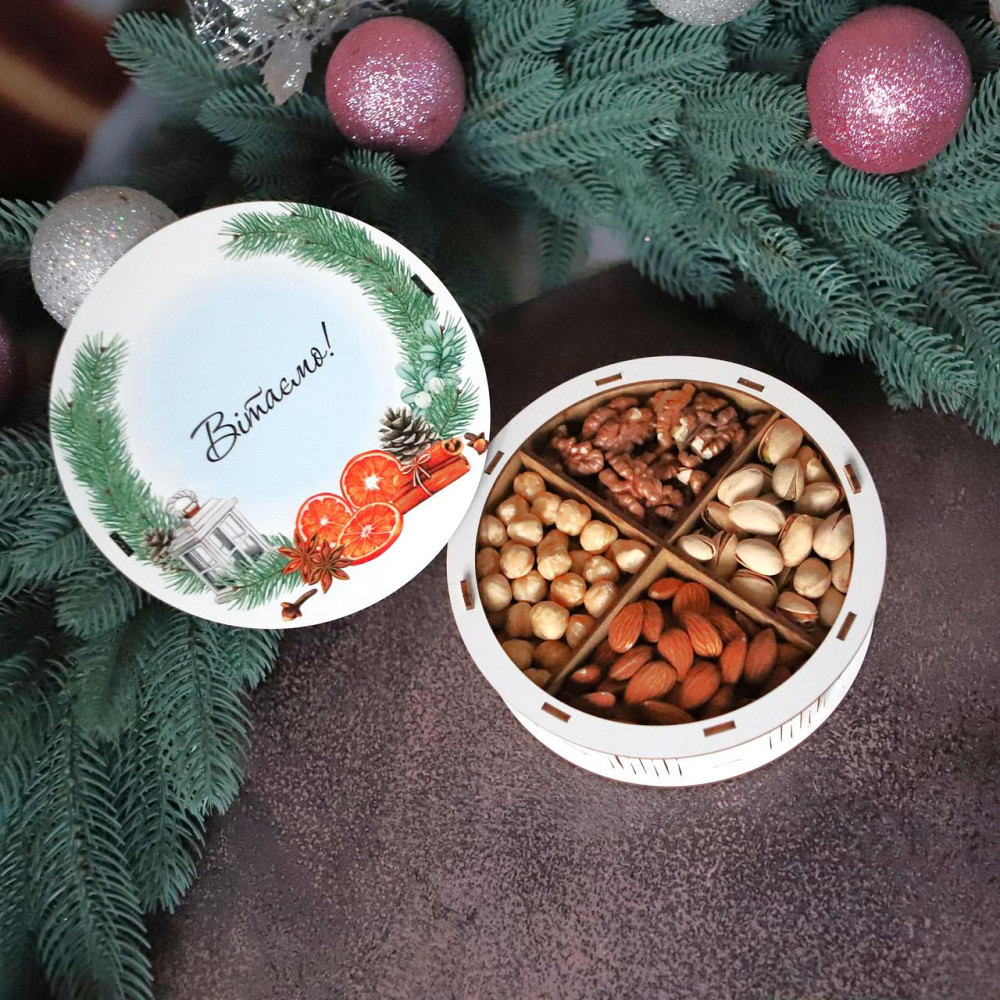 Подарунковий набір горіхів у дерев'яній коробочці 300 г. Новорічна. Одеса - фото 3