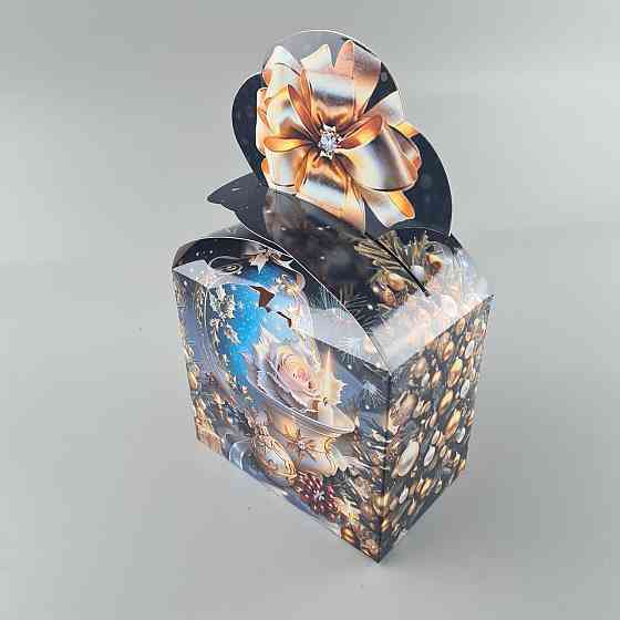 Новогодняя подарочная картонная упаковка для конфет (1000грм) №199н 