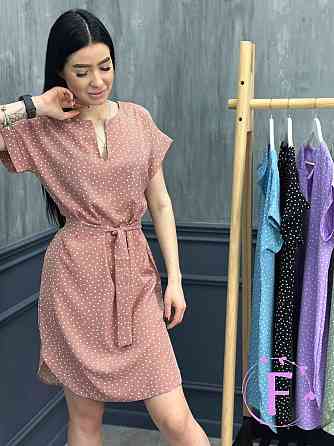 Легкое летнее платье в горошек 