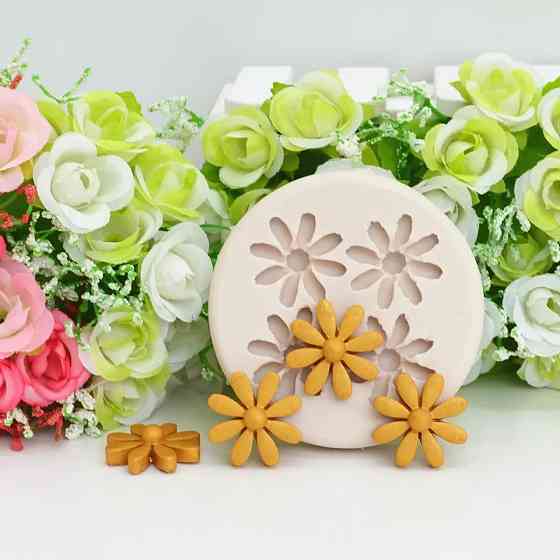 Молд силиконовый Ромашки 76 мм серый Киев