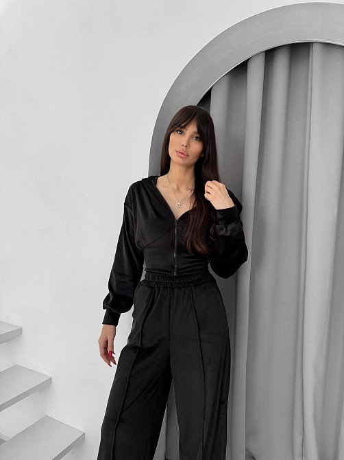 Женский прогулочный костюм двойка: кофта на молнии и брюки из велюра Черный, 42/44 Одесса - изображение 2