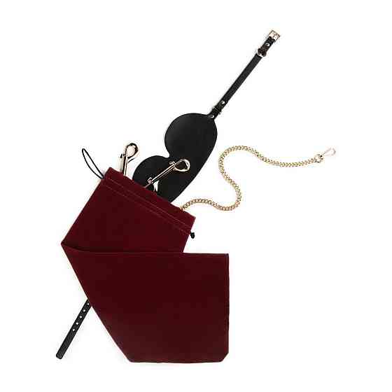 Набор для BDSM Bedroom Fantasies: Bondage Suitcase 13 Pcs - Cow Leather Sex Aura Киев