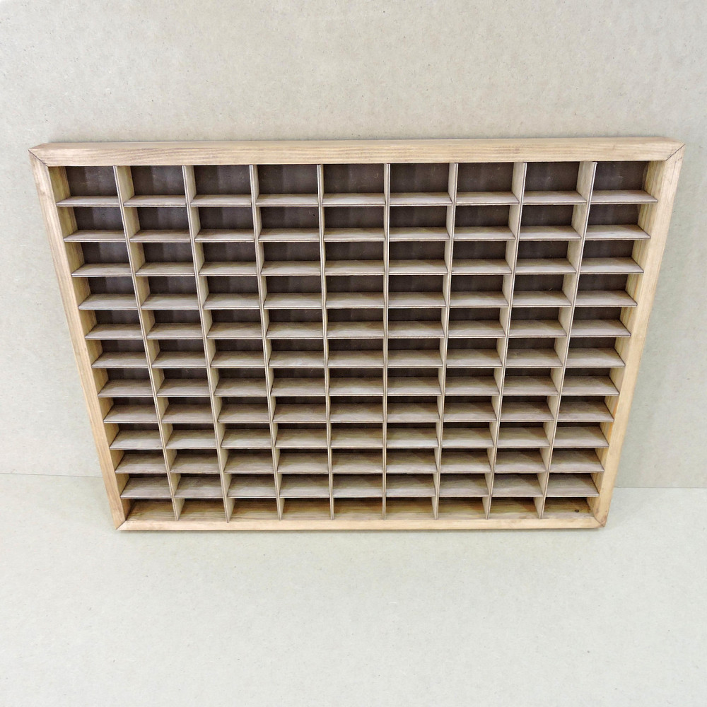 Стеллаж для игрушечных машинок 