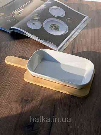 Тарілка сервірувальна з бамбуковою підставкою "Білосніжна" 19,5*12 см h 3 см кераміка Київ
