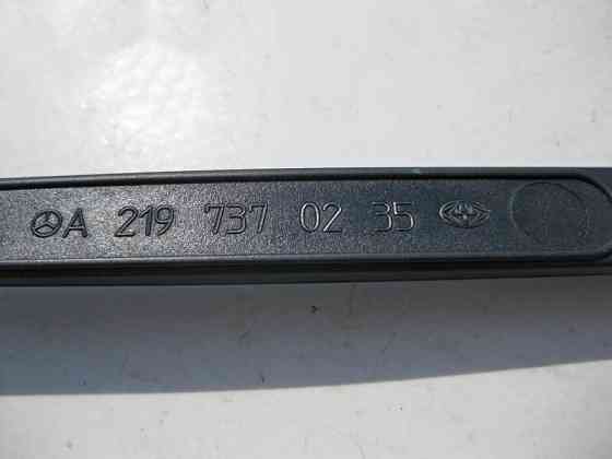 Mercedes-Benz  A2197370235 Пластикова напрямна планка ущільнювальної гумки задніх правих дверей CLS C219 Одеса