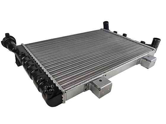 Радиатор двигателя 2104, 2105, 21073 инжектор охлаждения Мукачево