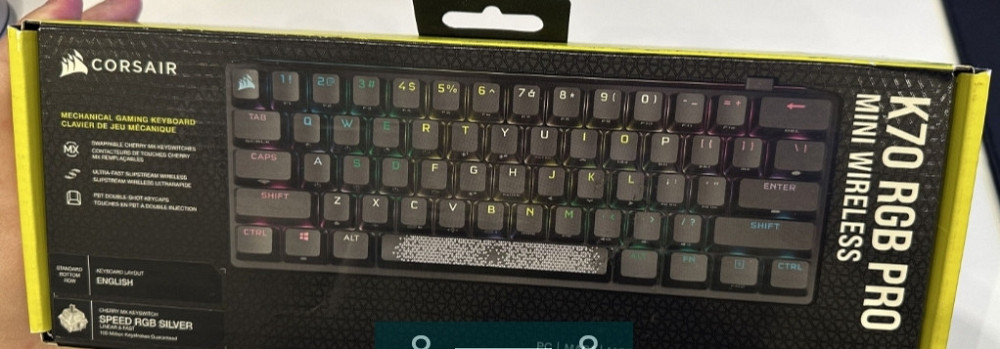 Клавиатура Corsair K70 Pro mini. Киев - изображение 1