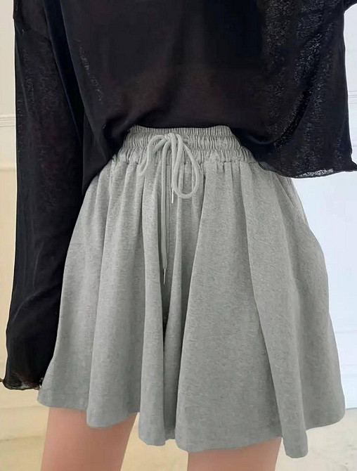 Жіноча зручна повсякденна спідниця-шорти мінідвітка Сірий Одеса - фото 1