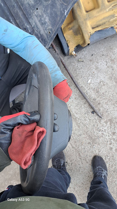 Руль для ВАЗ 1117, 1118, 1119 годов выпуска 2006–2012. Киев - изображение 3