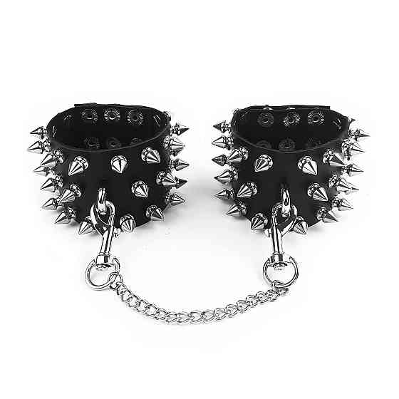Наручники з шипами Art of Sex - Rose Spiked Leather Handcuffs, натуральна шкіра Sex Aura Київ