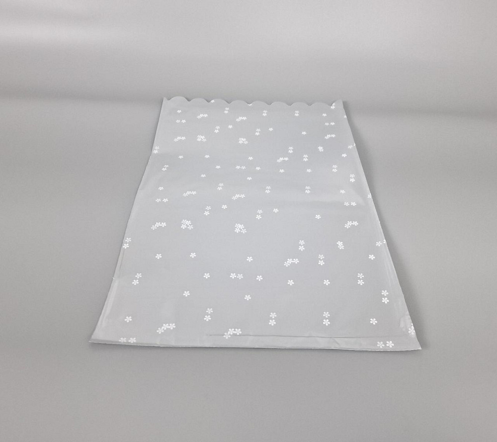 Пакет с рисунком для упаковки подарков   (30*50) №434 (2) фольгированный (ажурный) 