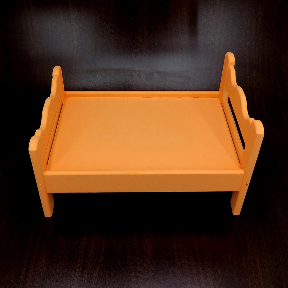 Кровать для кукол 