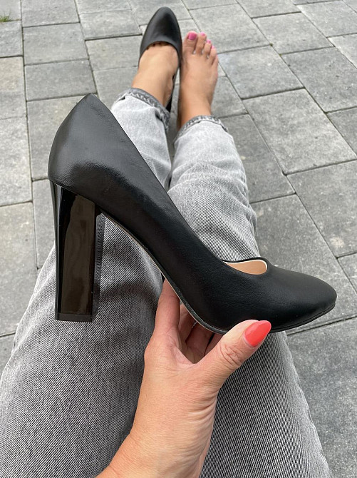 Туфлі жіночі D and V чорні натуральна шкіра каблук 9 см 36 р. (2246) Коломыя - изображение 1