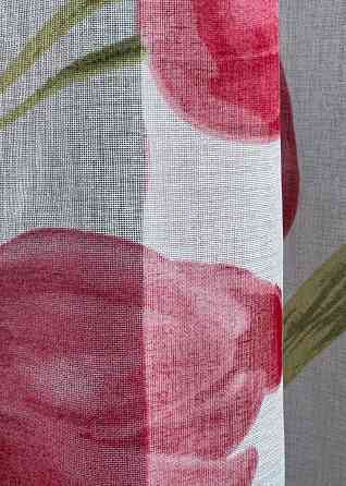 Тюль батист, колекція "Flora" колір білий з червоним квітковим принтом 1171т Київ