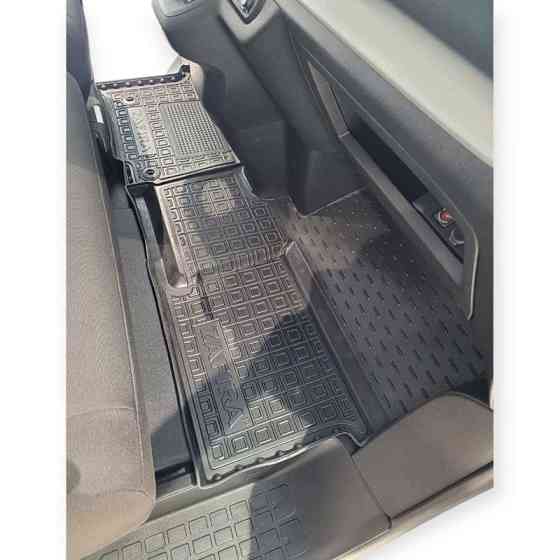 Килимки Опель zafira 2019-> 1+1 борт 2,5см, з перемичкою салону Мукачево