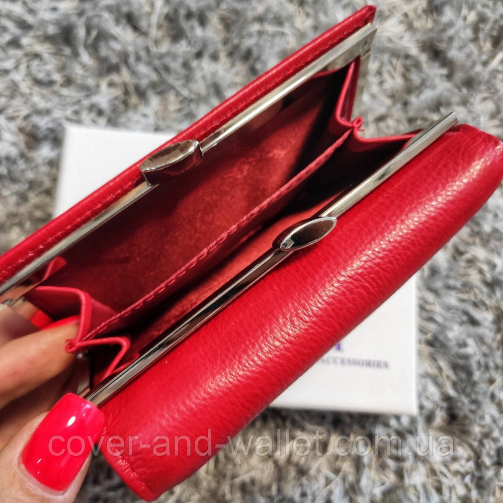 Маленький шкіряний жіночий гаманець червоного кольору з монетницею ST Leather Київ - фото 7