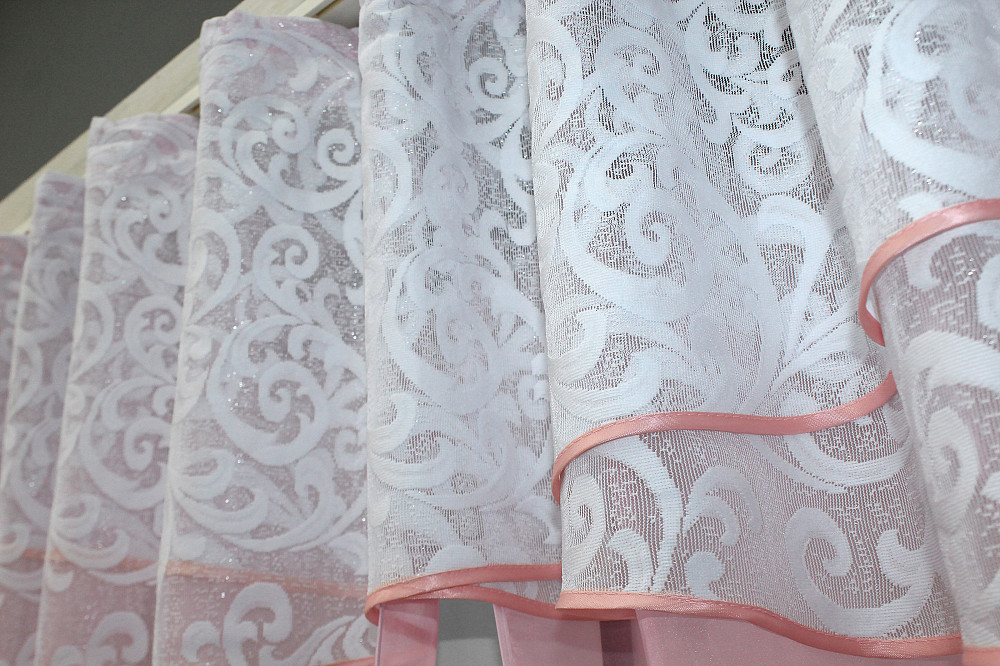 Кухонные шторы VR-Textil № 091к с ламбрекеном и подвязками розовый с белым 270х170 см (52-0838) Киев - изображение 4