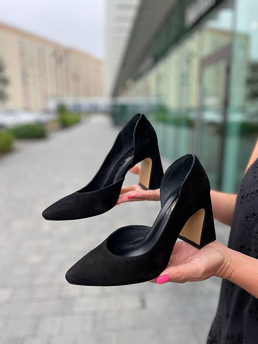 LIRIO Замшеві туфлі жіночі на стійких грубих підборах весна-осінь демісезонні чорні T0304/CT805 Коломия - фото 7