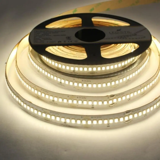 LED-STIL Світлодіодна стрічка LED-STIL 4000K 22 Вт/м 2835 240 діодів IP33 24 Вольта 3600 Lm ней Коломия