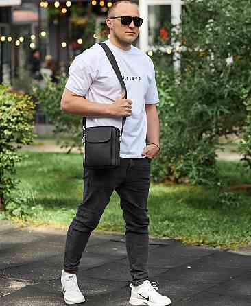 Чоловіча шкіряна сумка через плече Bexhill чорна Київ