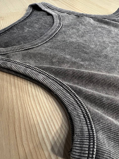 Майка жіноча A-N 2733 варена тай-дай у рубчик з порізаними швами, сірий, one size Київ - фото 11